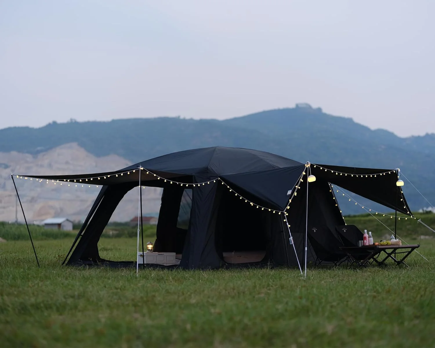 8 to 10 Person Camping Tent Large Waterproof Family Cabin Tent