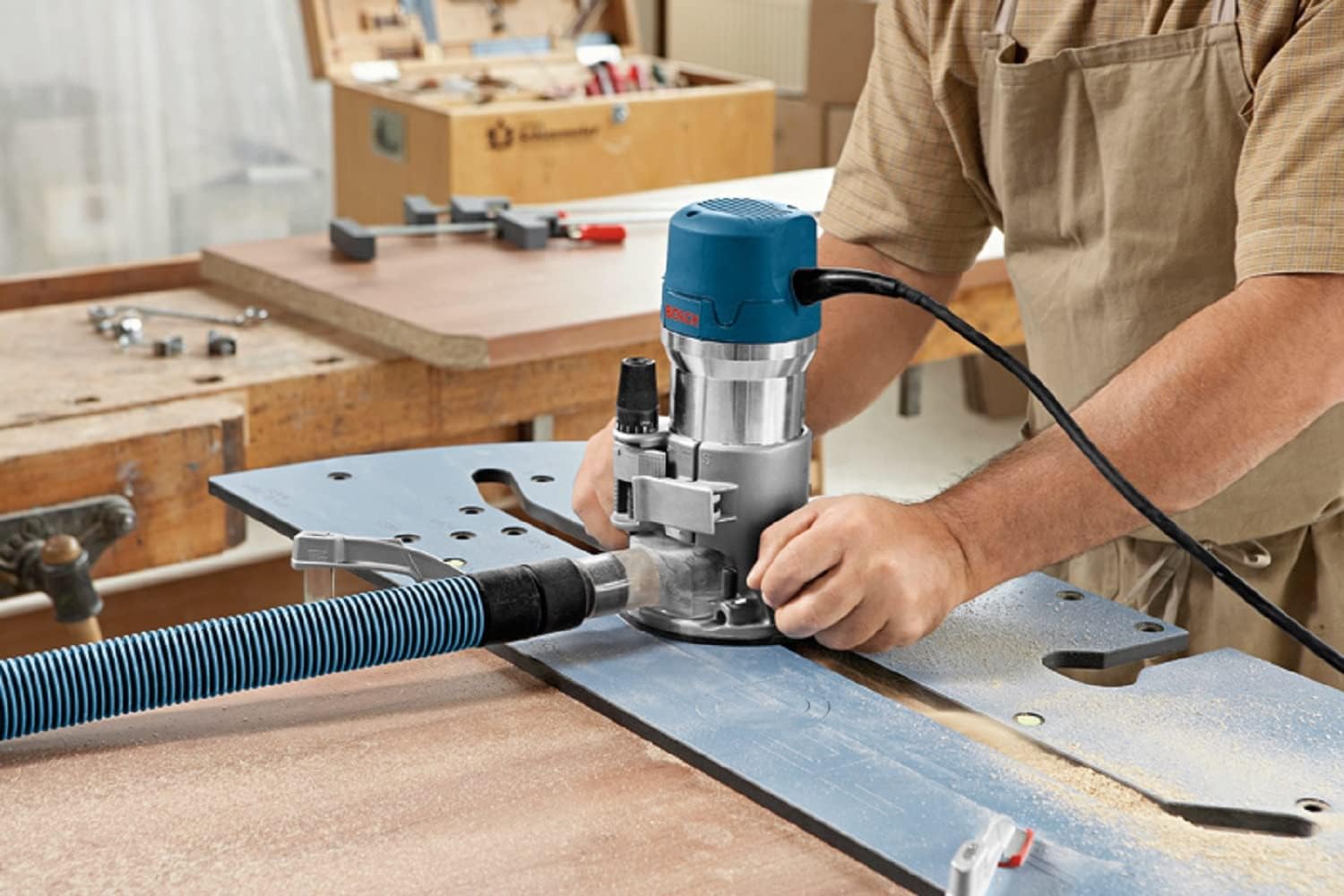 BOSCH 1617EVSPK Wood 12 Amp Router Tool Combo Kit – 2.25 Horsepower Plunge Router & Fixed Base with a Variable Speed