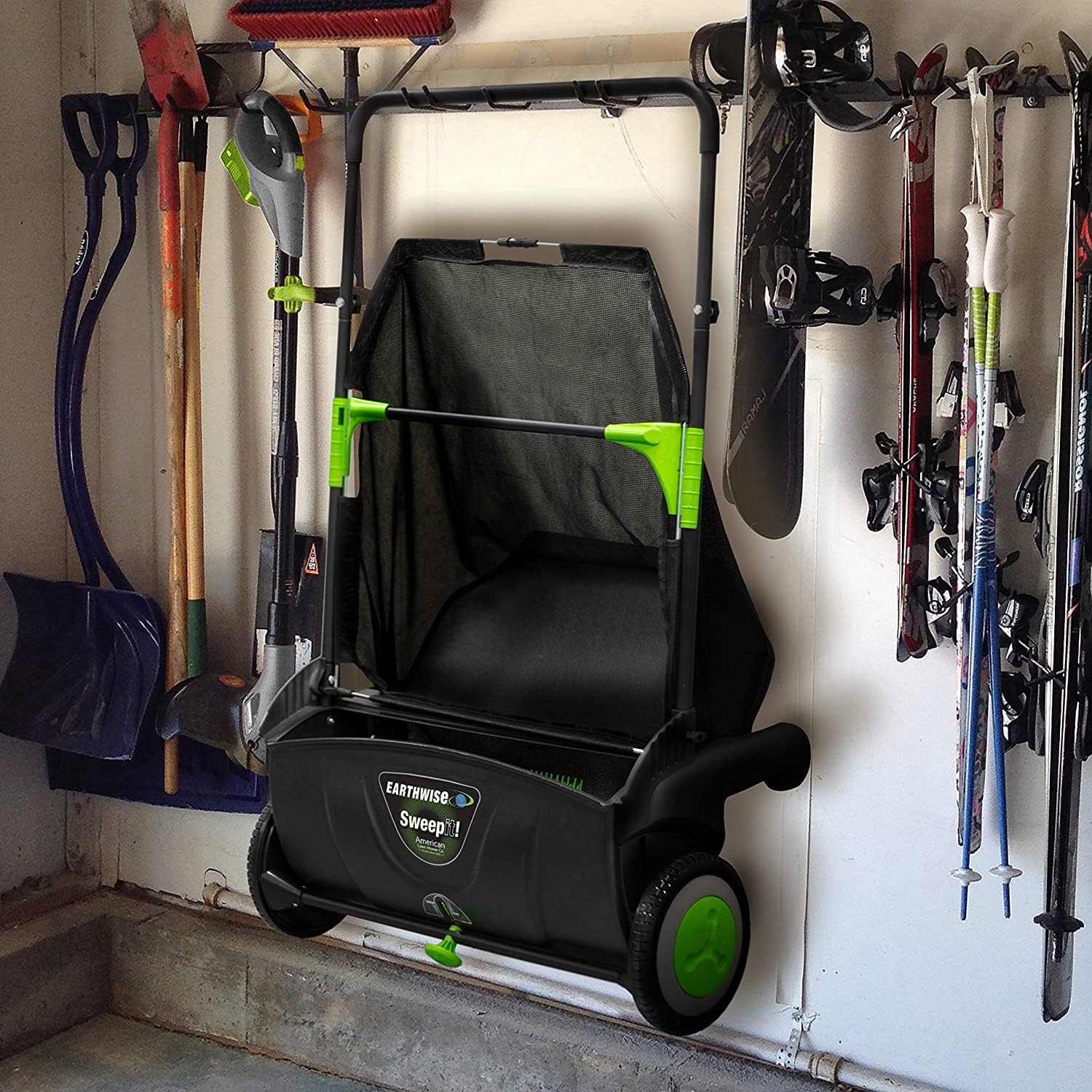 21-Inch Width Leaf & Grass Push Lawn Sweeper, Black