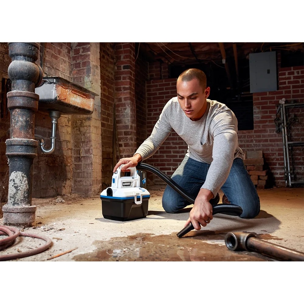 HART 20-Volt 1 Gallon Wet/Dry Vacuum Kit (1) 20-Volt Lithium-Ion Battery