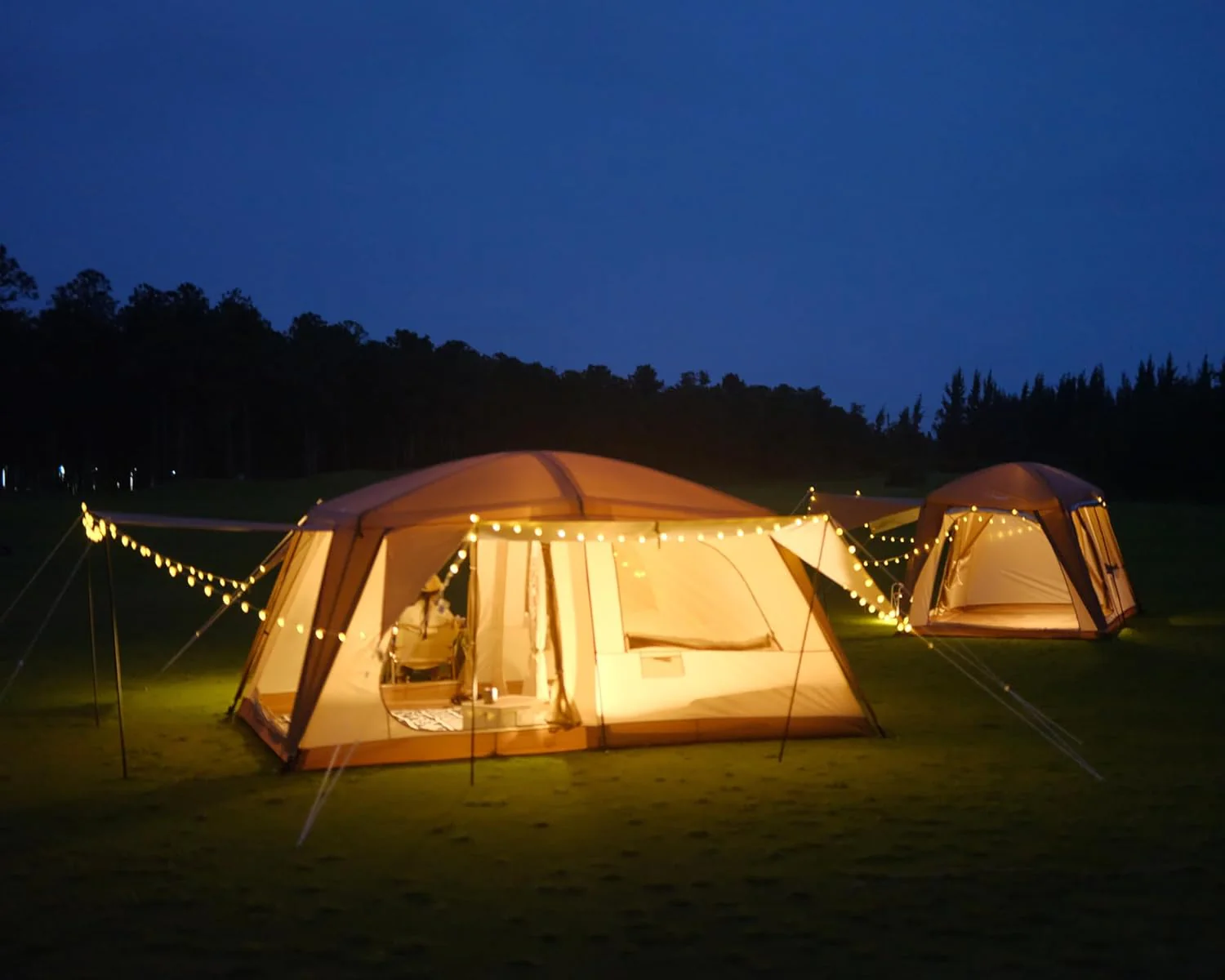 8 to 10 Person Camping Tent Large Waterproof Family Cabin Tent
