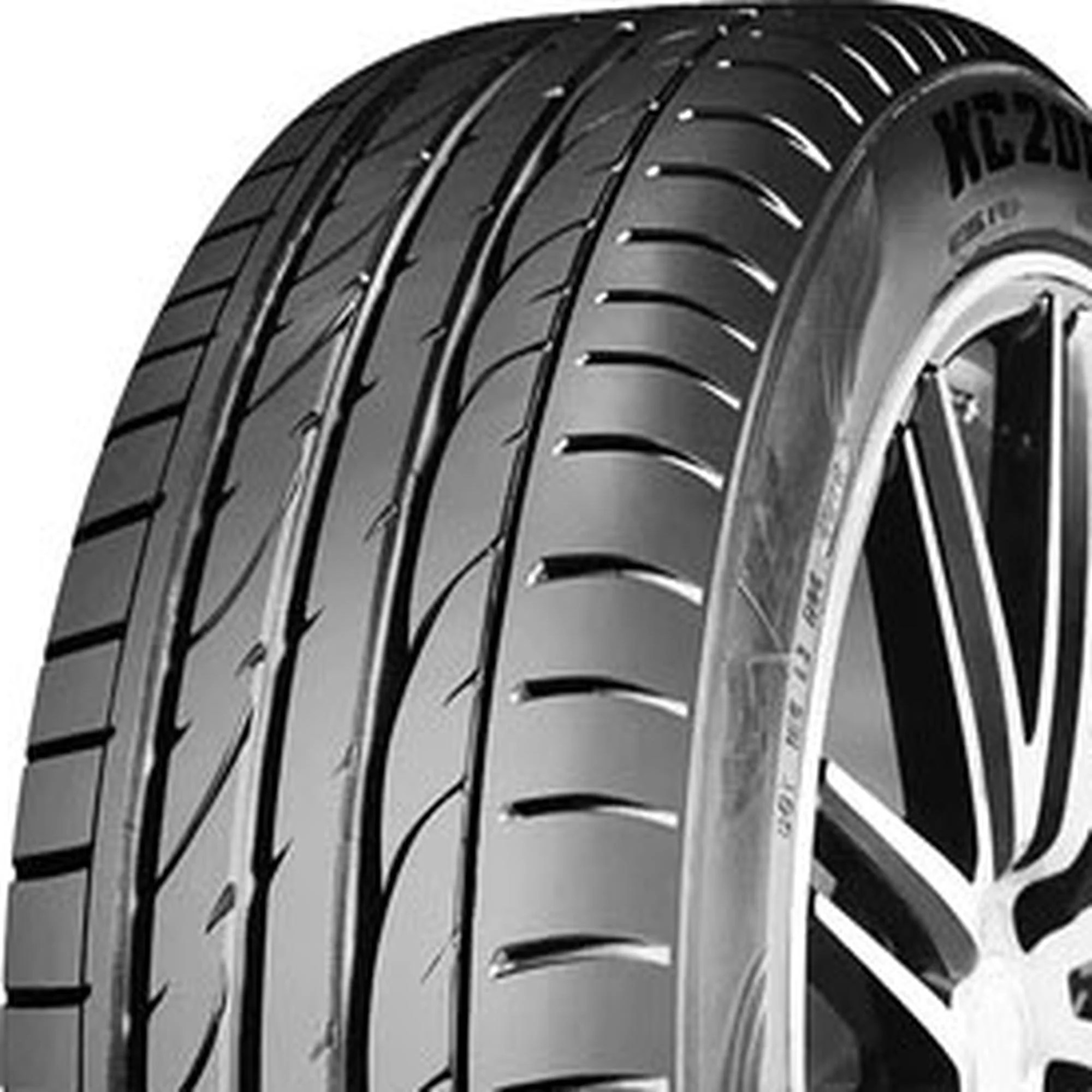 Otani KC2000 UHP 225/55ZR19 99W Passenger Tire