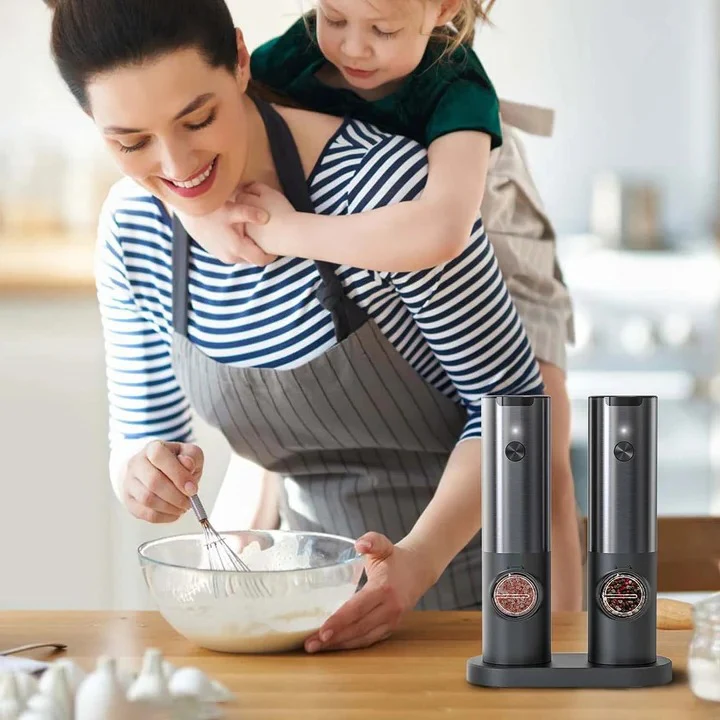 Elegant Electric Salt and Pepper Mill with Rechargeable Battery