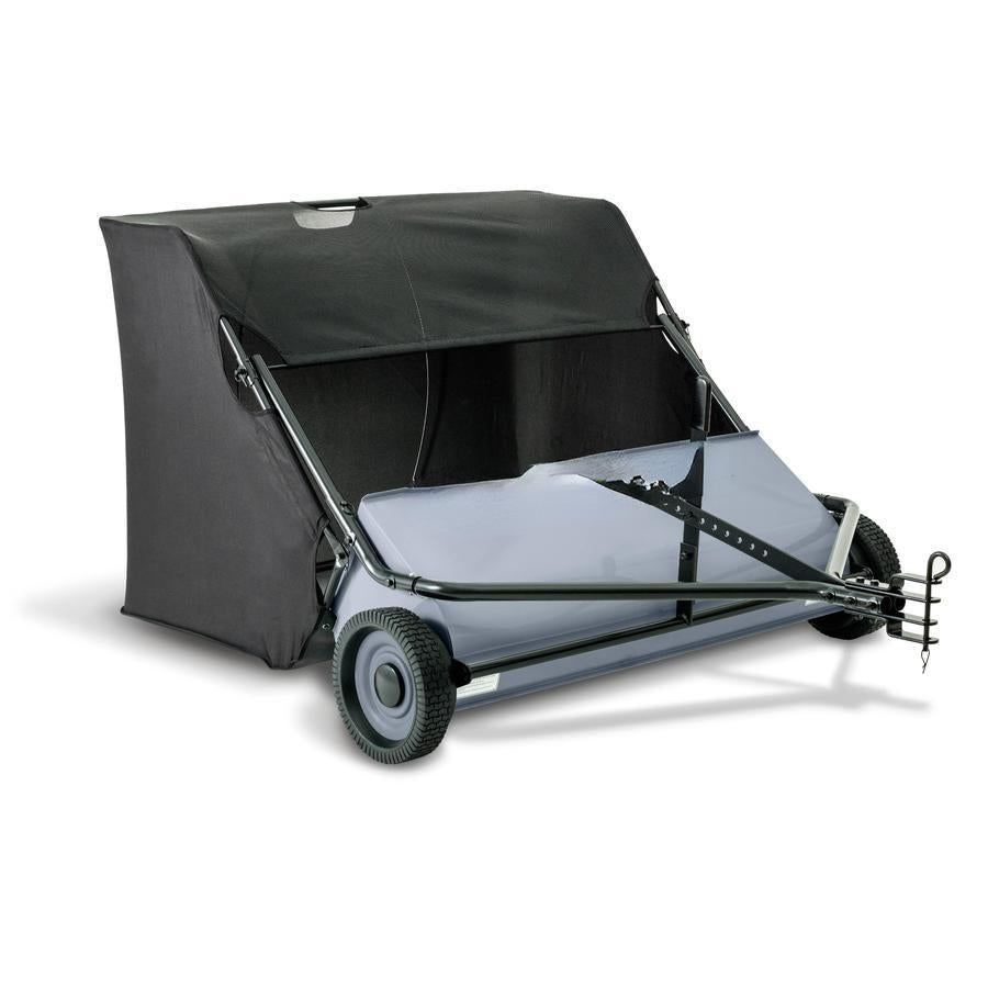 50 Lawn Sweeper,Has a large capacity of 26 cubic meters