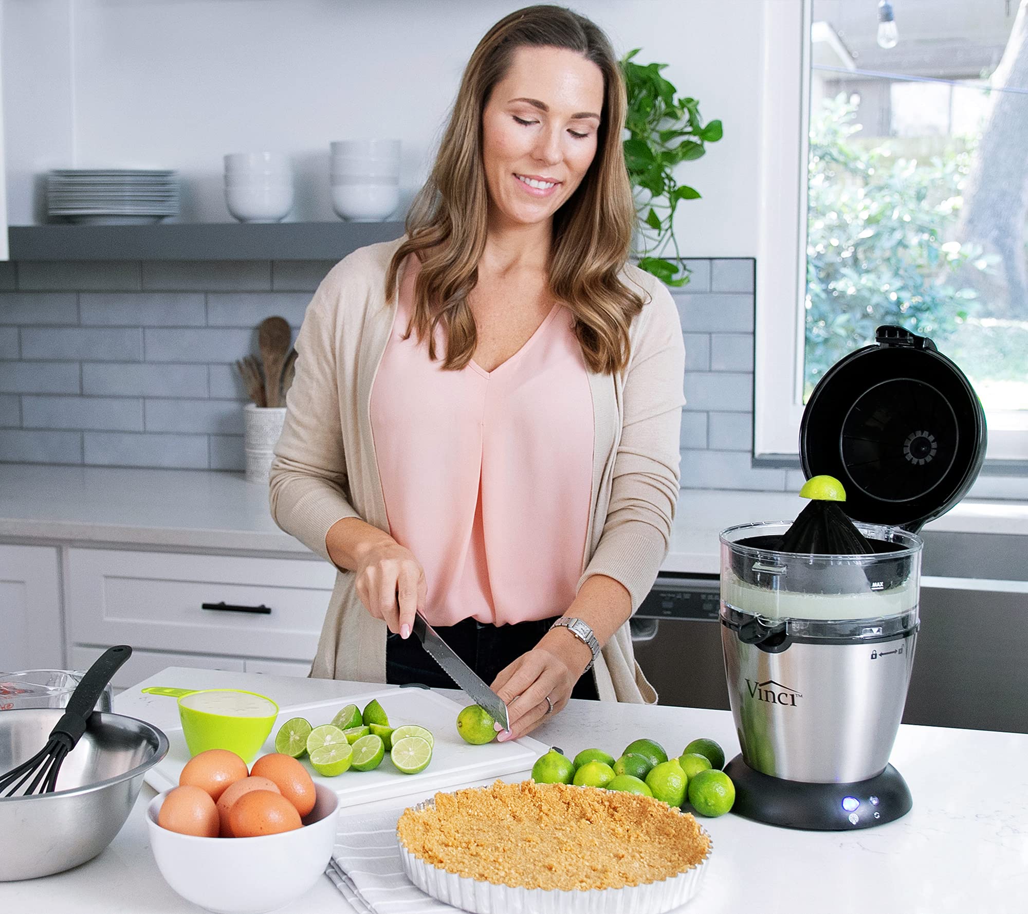 Vinci Hands Free Electric Citrus Juicer, 1-Button Juicer Machine