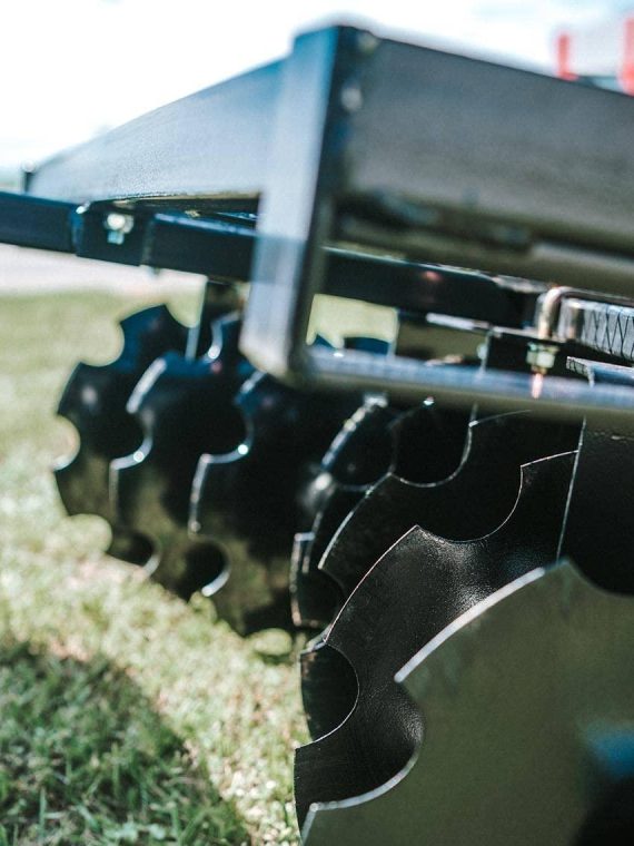 2025 Distributors Inc. 4-Ft Notched Disc Harrow Attachment Pull Behind for ATV and UTV 2-in Towball Hitch NO250072