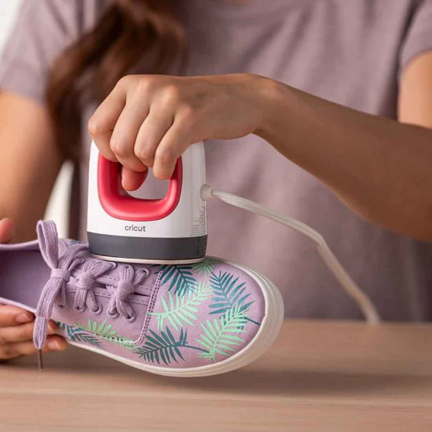 EasyPress Mini, Raspberry + Essentials Iron -On Bundle