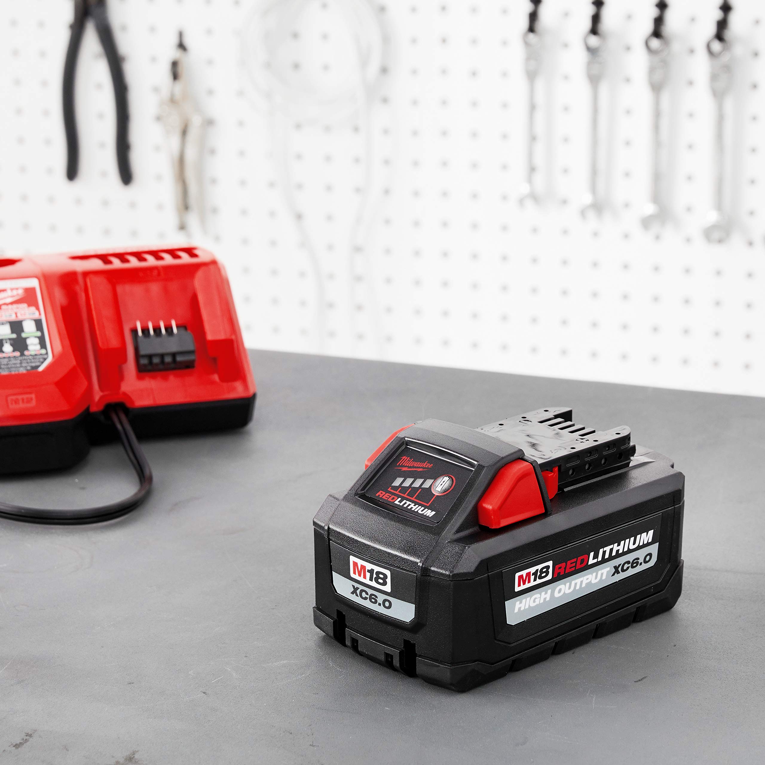 Milwaukee M18 Redlithium High Output XC 6 Ah Lithium-Ion Battery