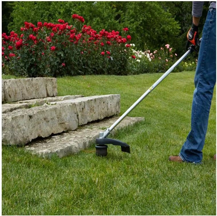 2025 ECHO SRM-225 21.2 cc Gas 2-Stroke Cycle Straight Shaft Trimmer