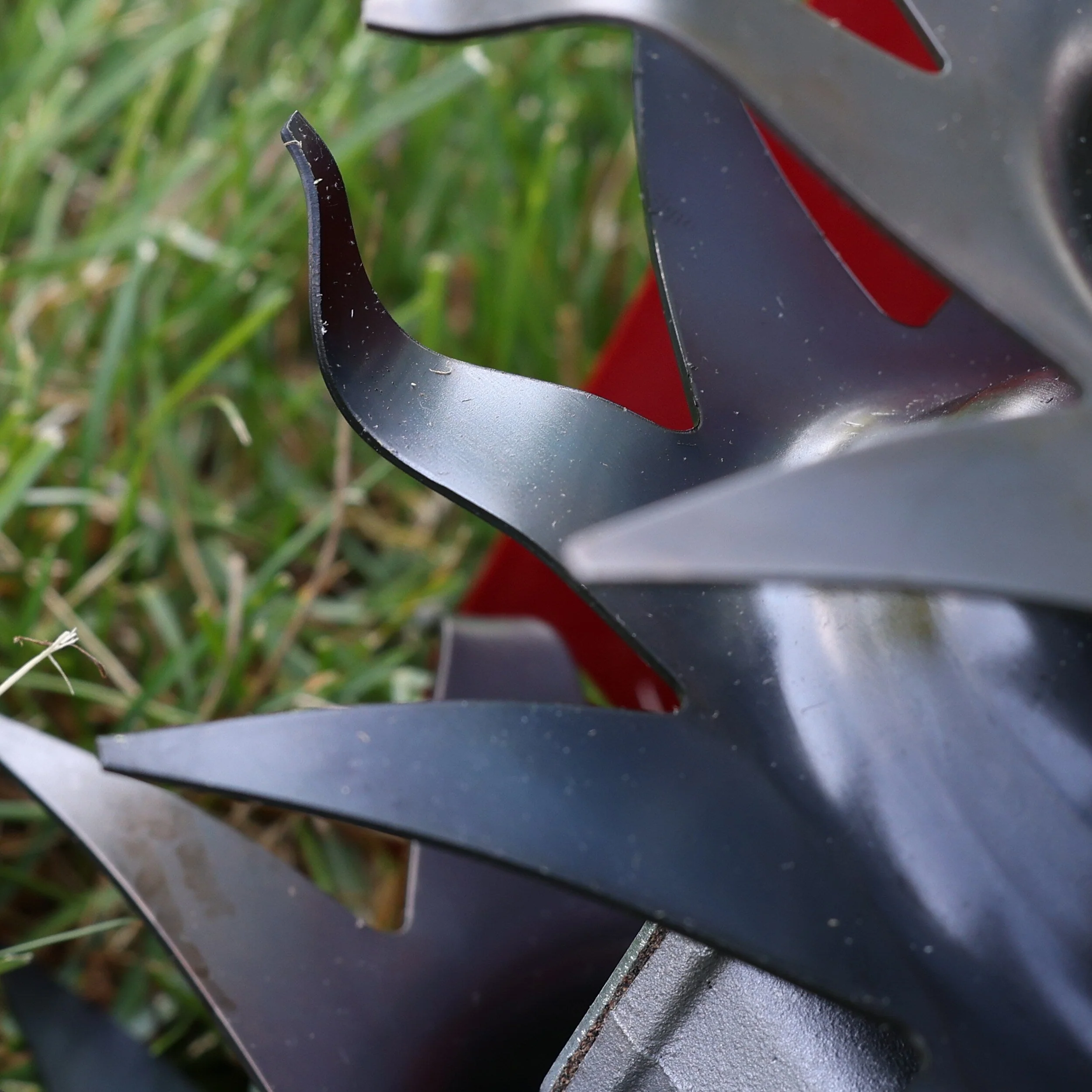 2025 MANTIS 7268 Mini-Tiller/Cultivator 25-cc 9-in Front-Tine Forward-rotating Tiller (CARB)