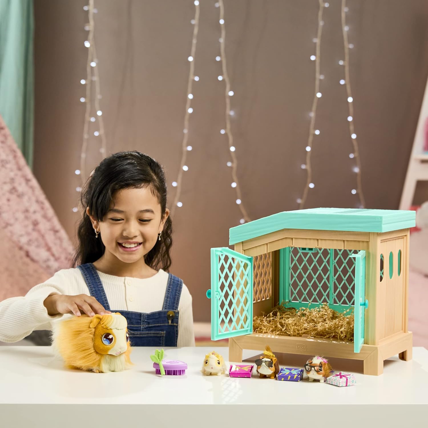 Soft interactive guinea pig and her cage, 20+ sounds and reactions