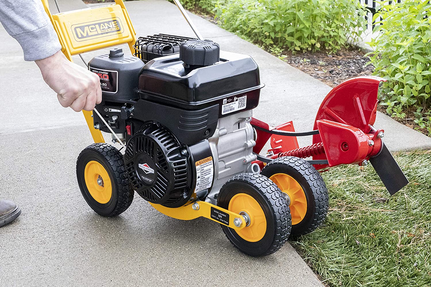 2025 101-5.5GT-7Gas Powered Lawn Edger, 5.50 Gross Torque/3.5 HP B&S Engine 7′′ Wheels