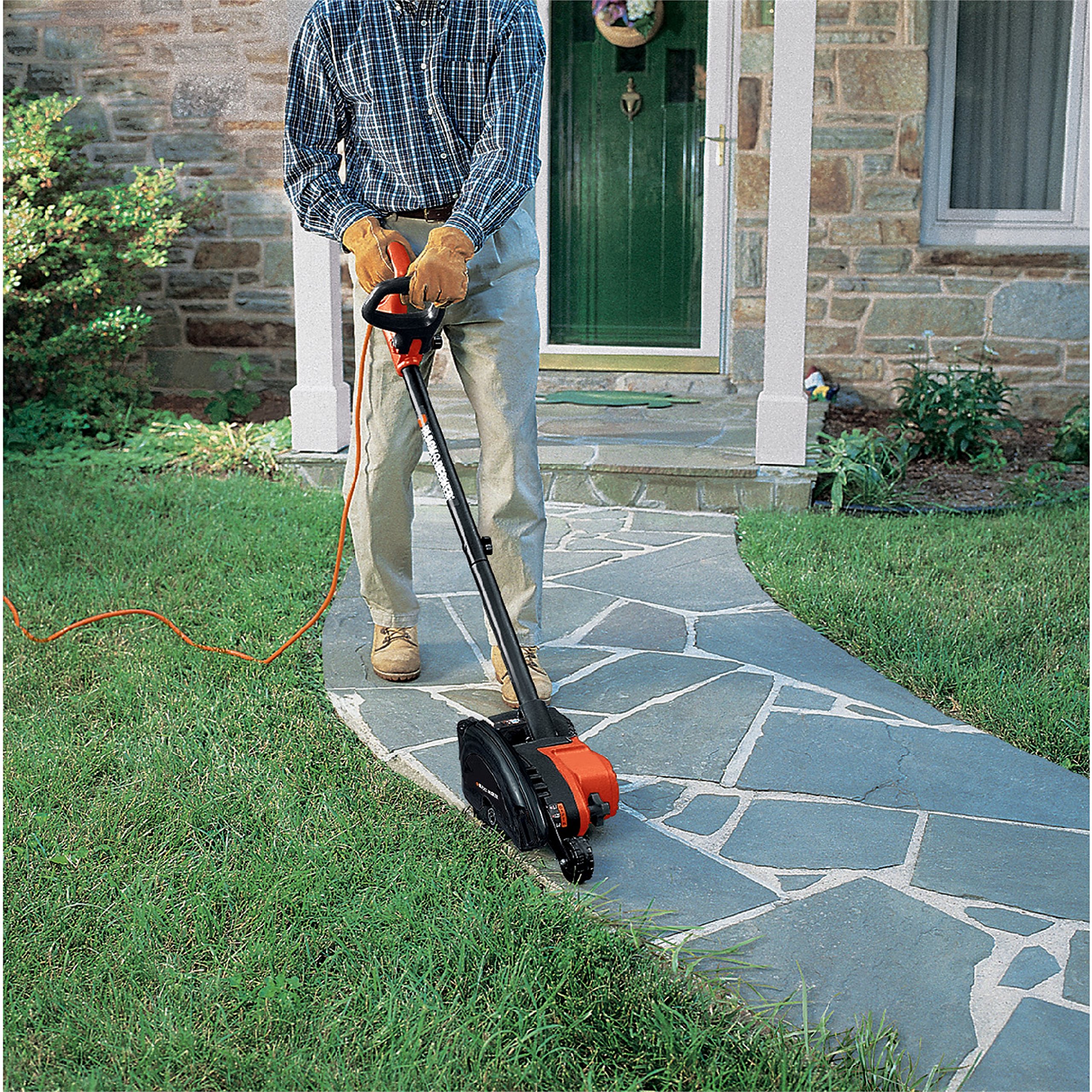 BLACK+DECKER 12 Amp 2-in-1 Landscape Edger and Trencher