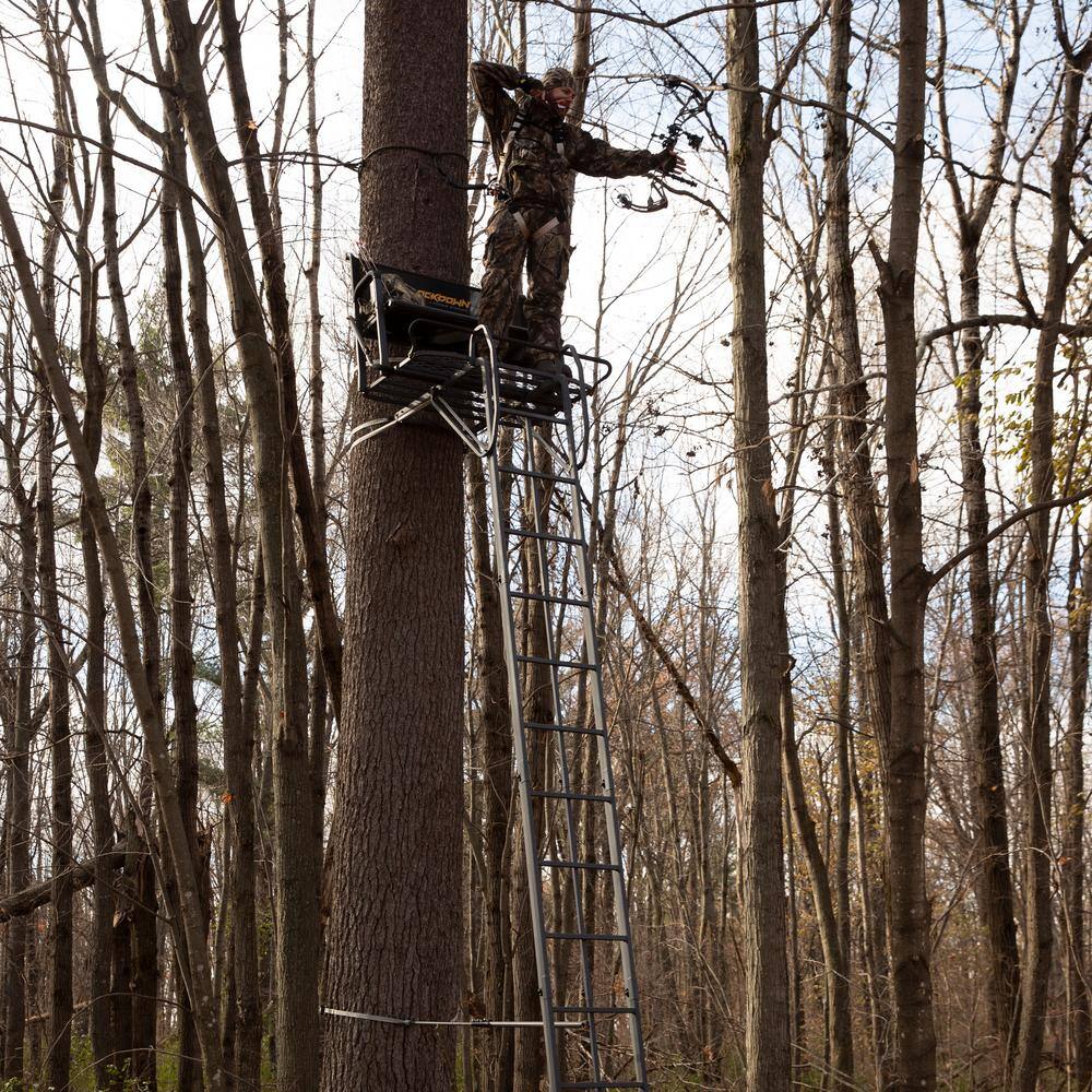 2025 EDGE Lockdown 21 ft. 2-Man Ladder Treestand LD202E