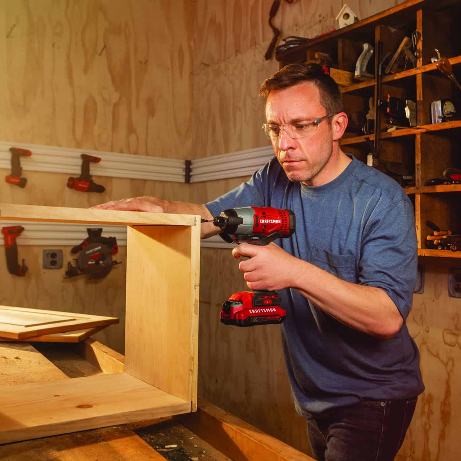 20-volt Max 1/4-in Variable Speed Cordless Impact Driver (1-Battery Included)