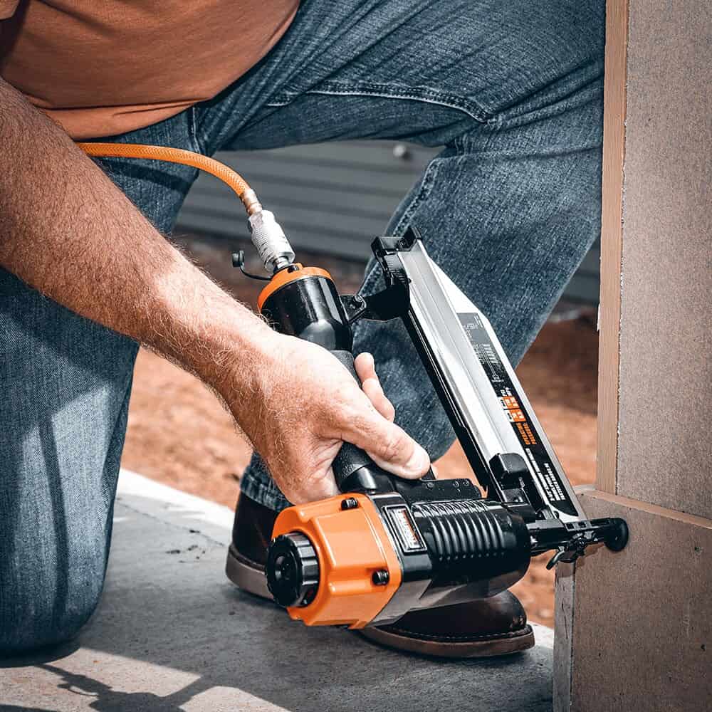 2.5-in 16-Gauge Pneumatic Finish Nailer