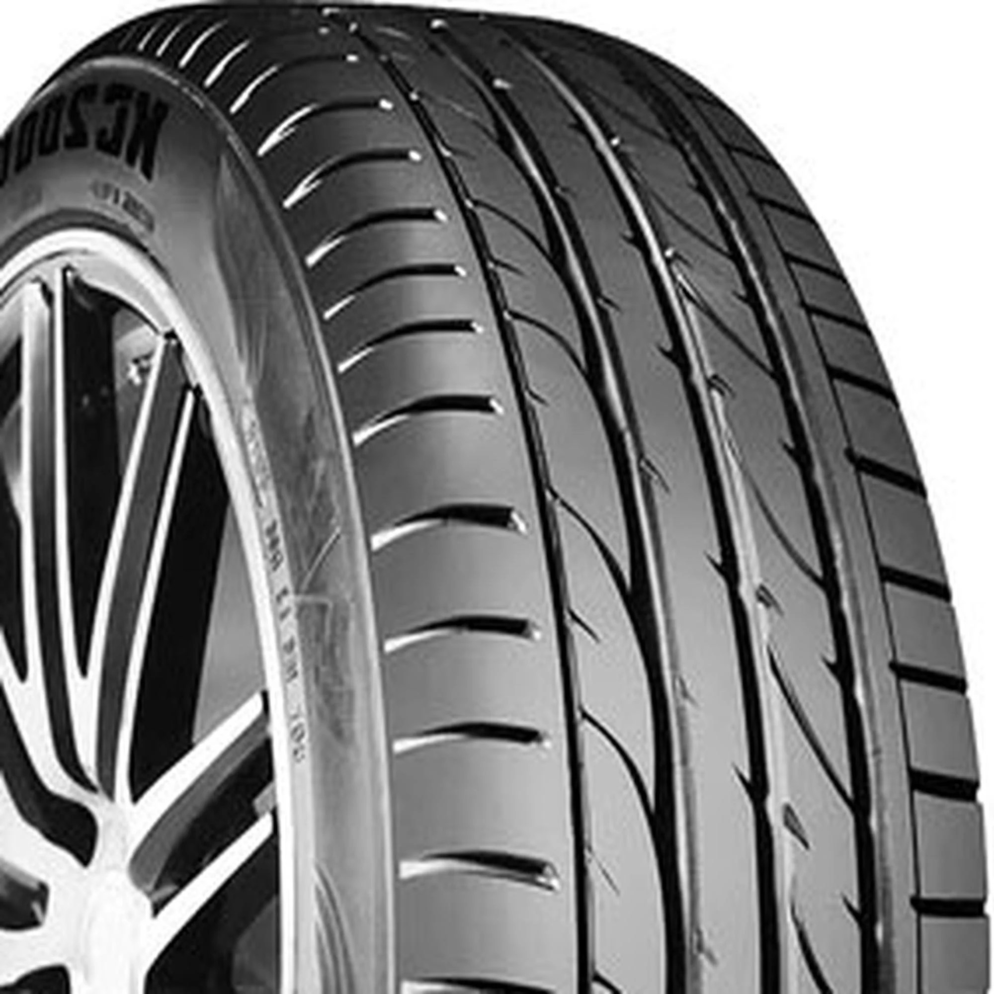 Otani KC2000 UHP 225/55ZR19 99W Passenger Tire