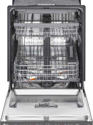 2025 Jetson – Bolt Pro eBike with 30 miles Max Operating Range & 15.5 mph Max Speed – Black