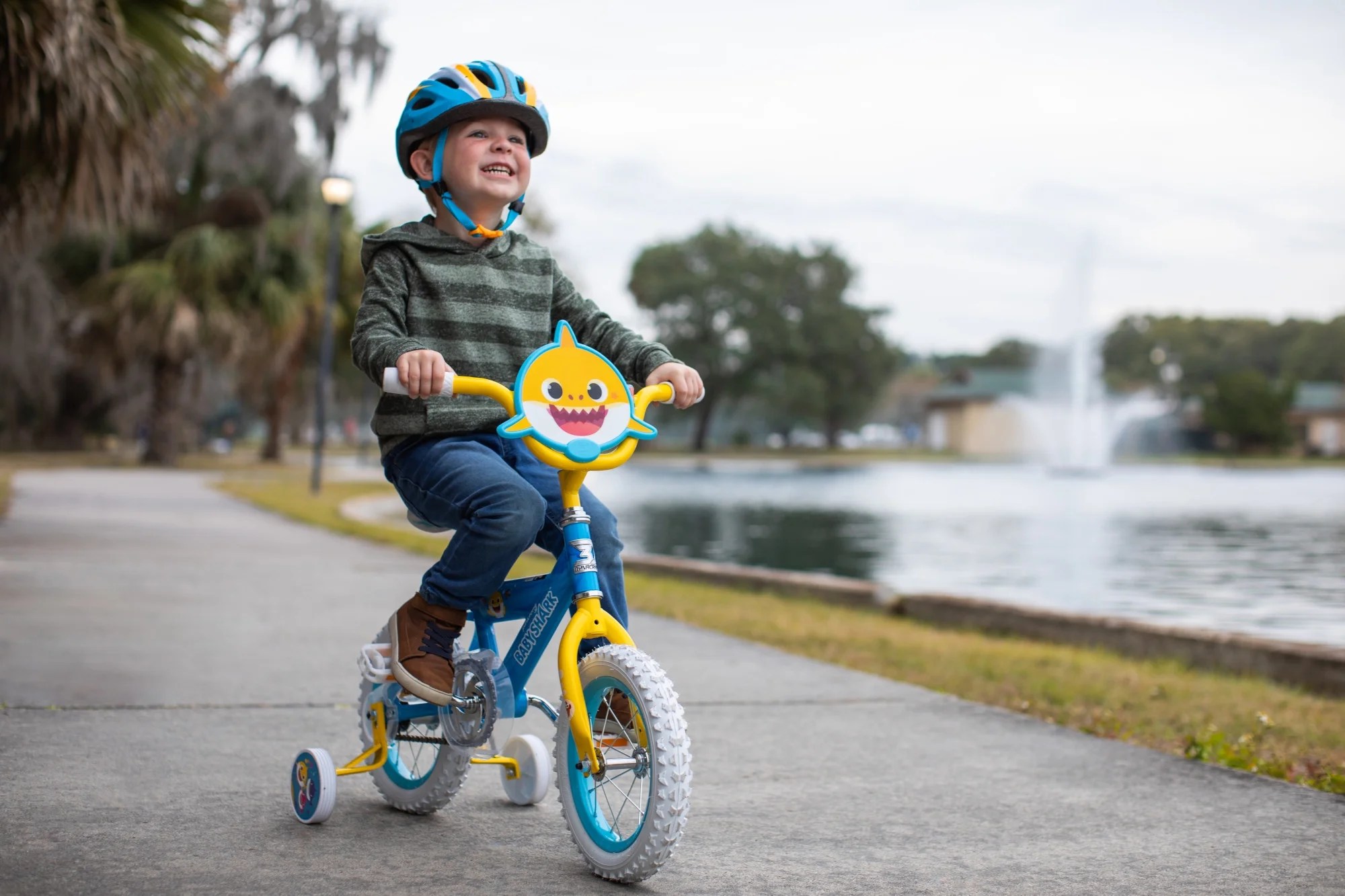 12′′ Dynacraft Baby Shark Boys BMX Bike, Kids Age 3-5 Years