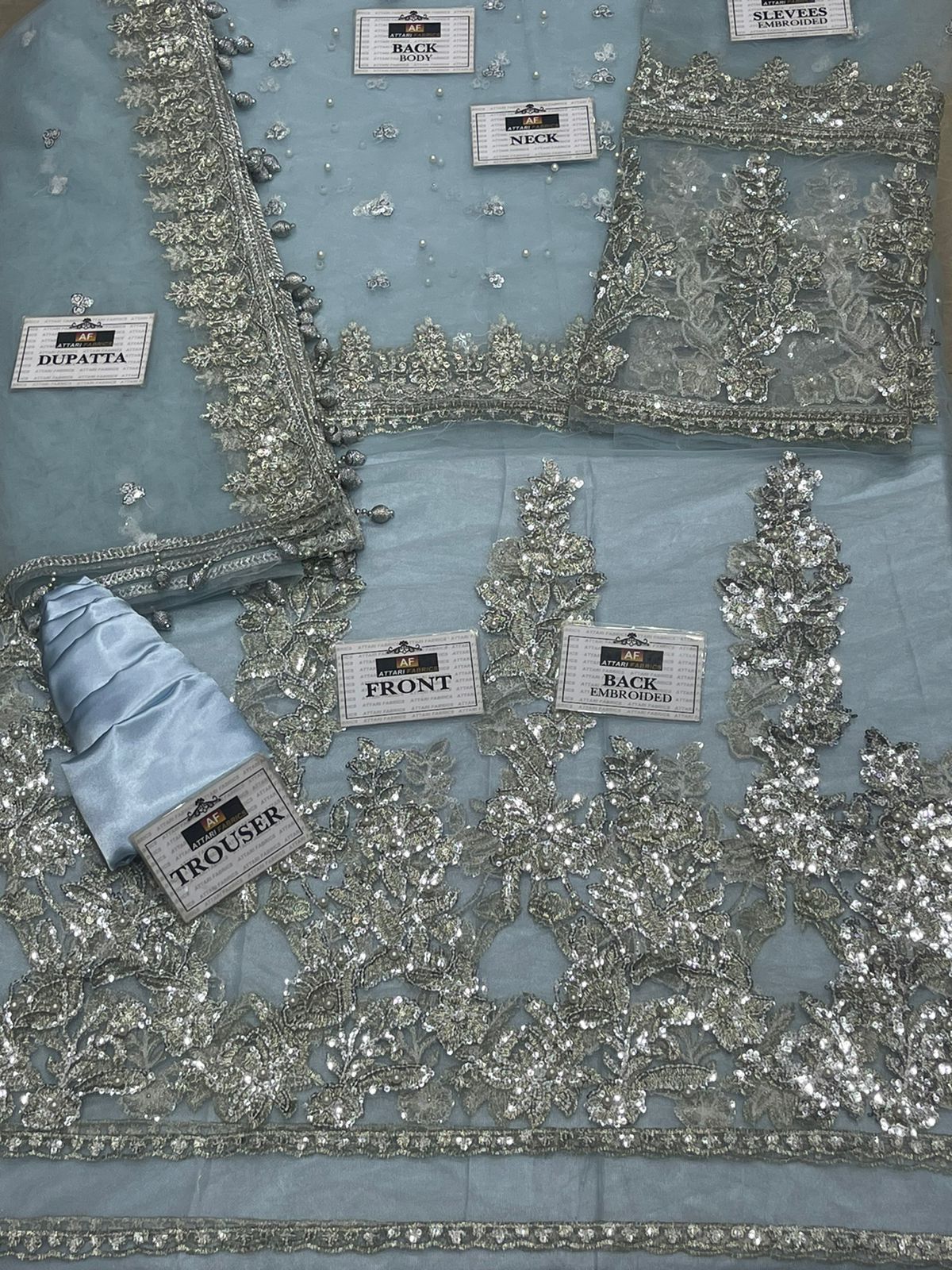 Akbar Aslam Net Suit