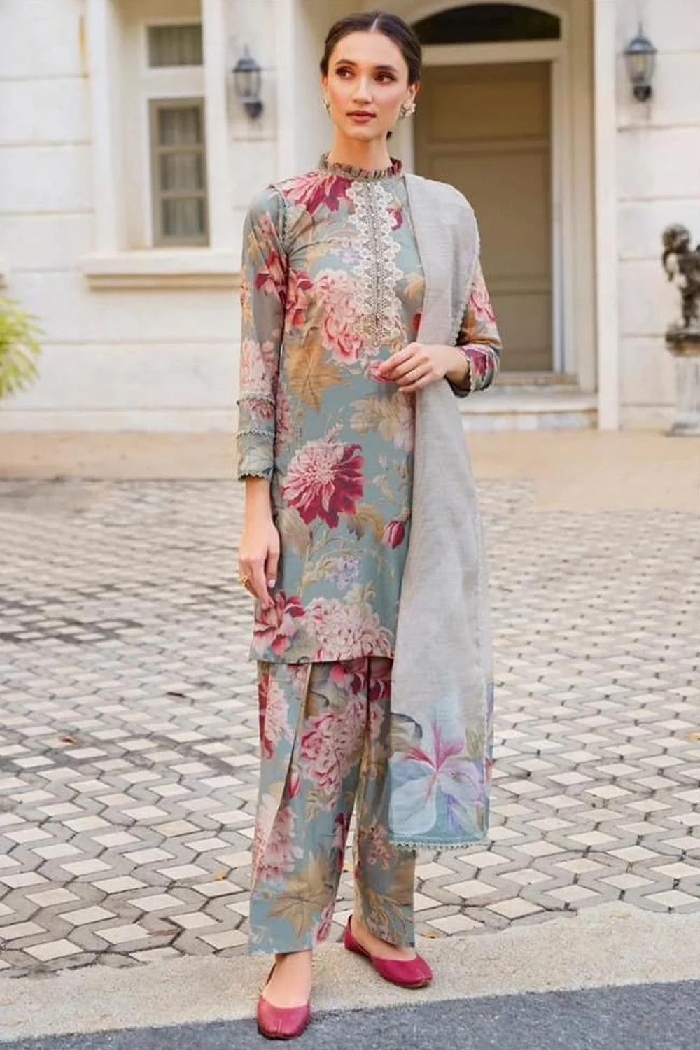 Iznik Lawn Suit