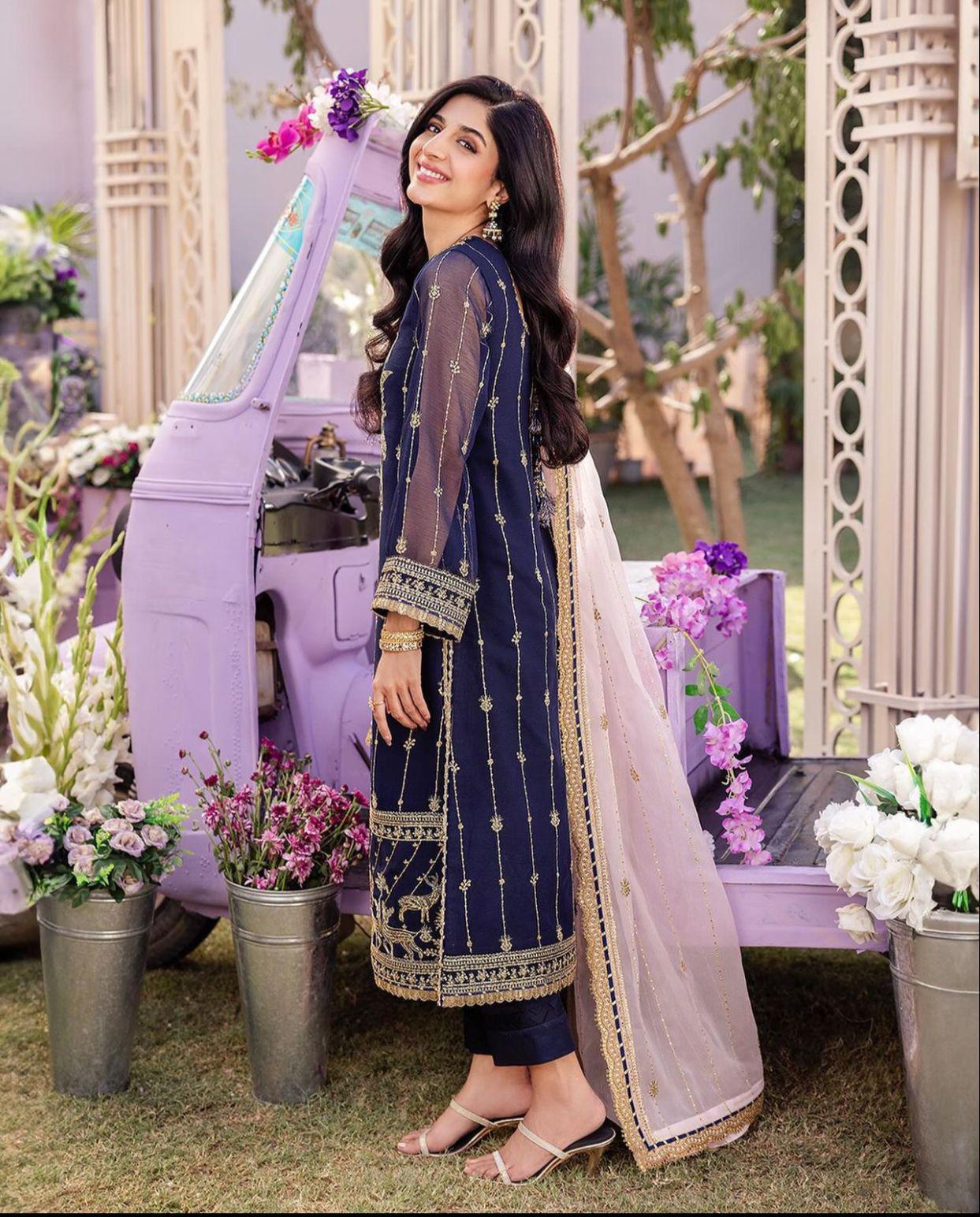 Asim Jofa Chiffon Suit