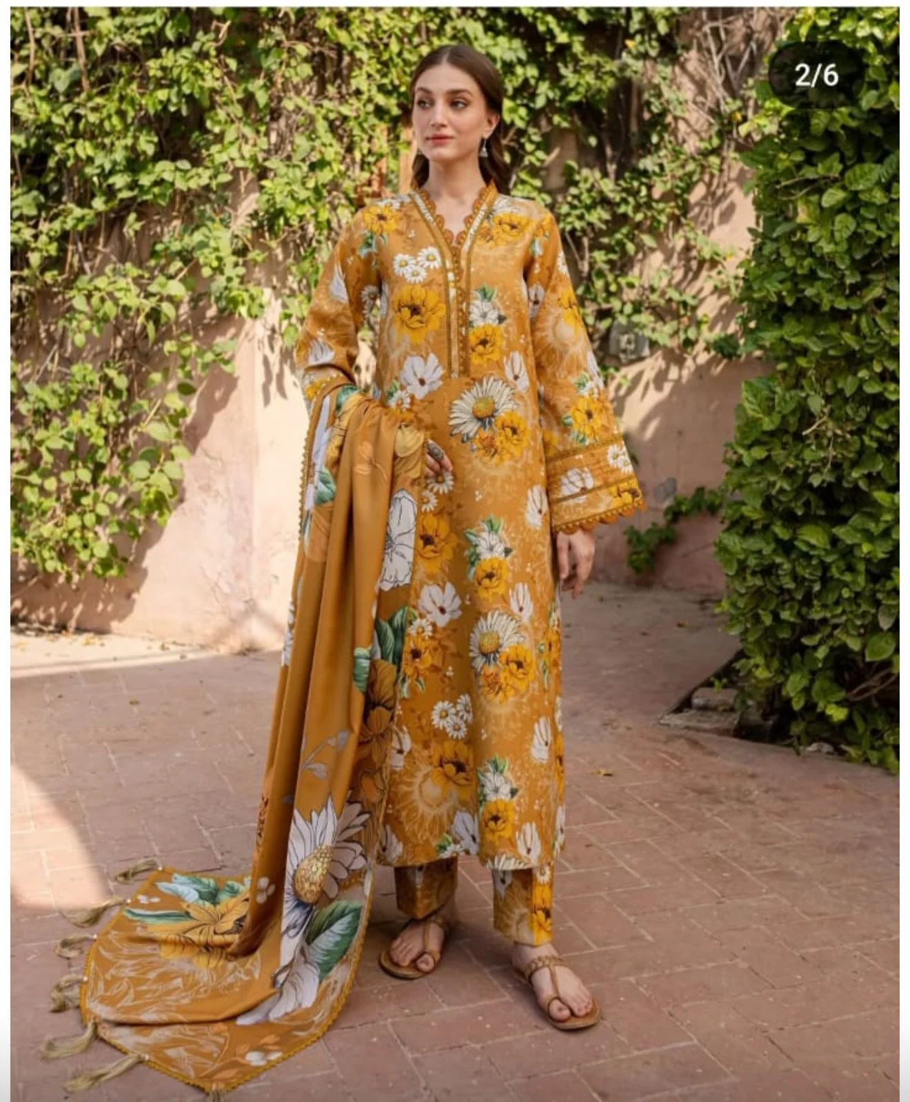Farasha Lawn Suit
