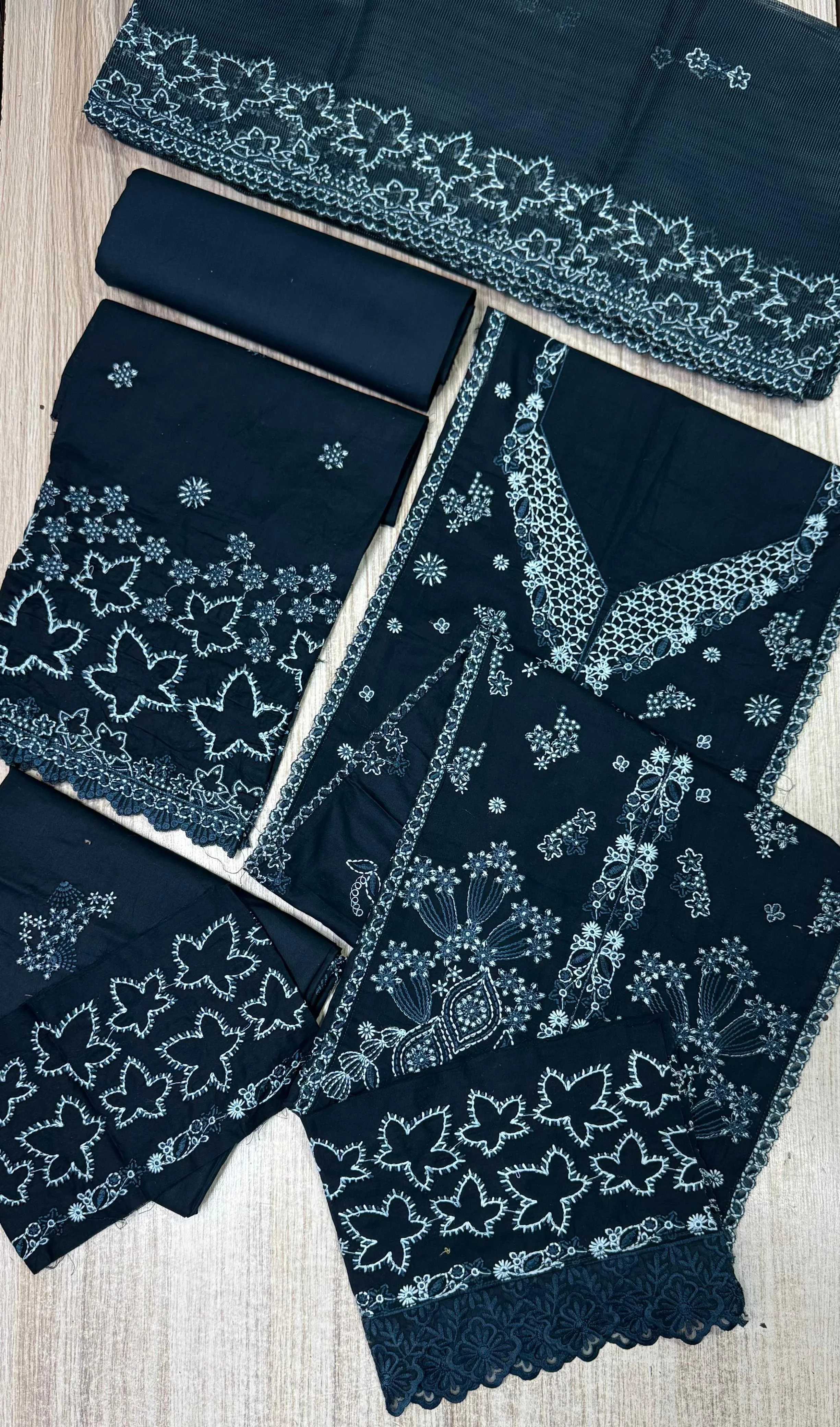 Zara Shahjahan Cotton Suit