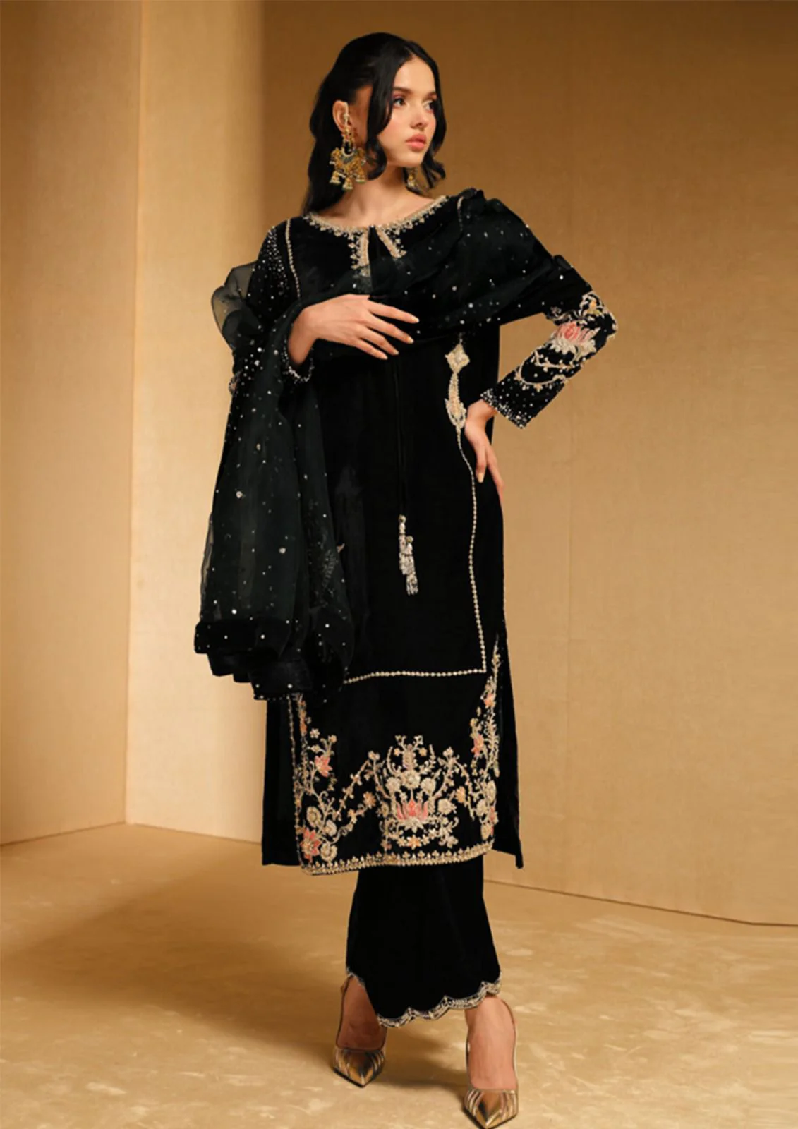 Khakha Velvet Suit