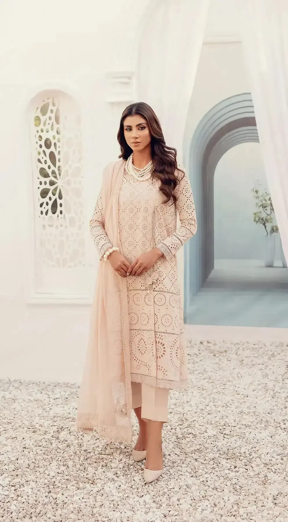 Bareeza Lawn Suit