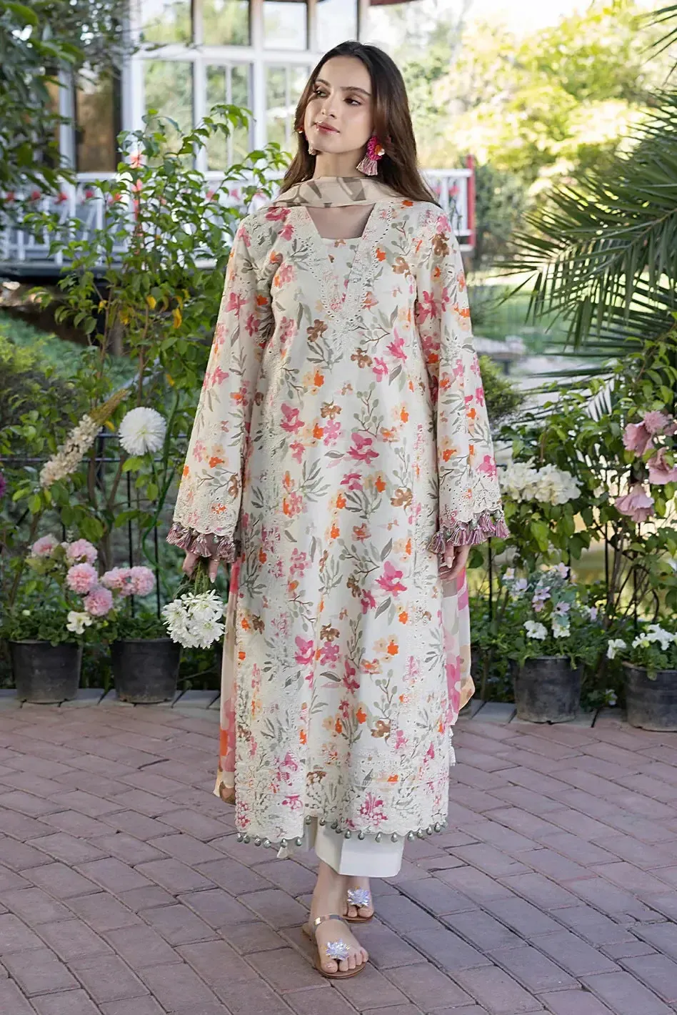 Izel Lawn Suit