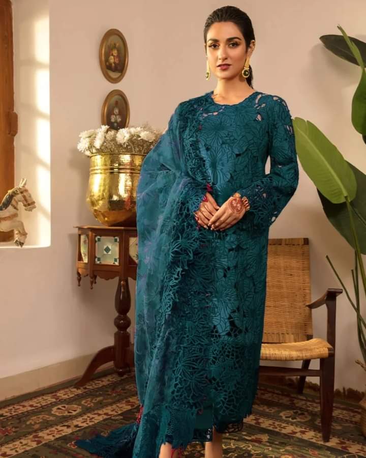 Rang Rasiya Lawn Suit