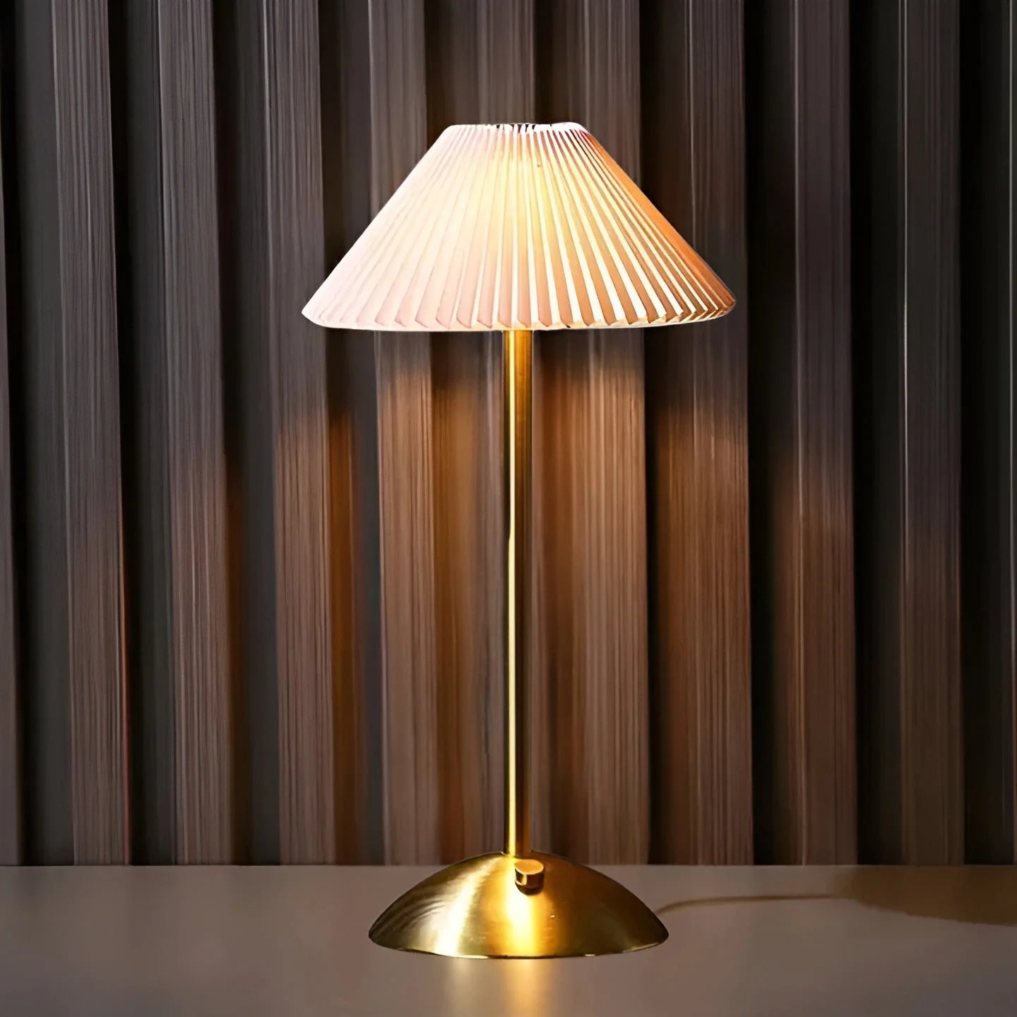 Éryna | Lampe Sans Fil – Lumière Ajustable et Style Minimaliste