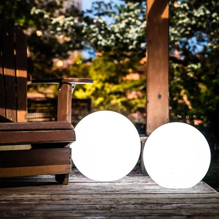 Orbisia | Lampe de Jardin Sphérique – Éclairage LED Multicolore et Sans Fil