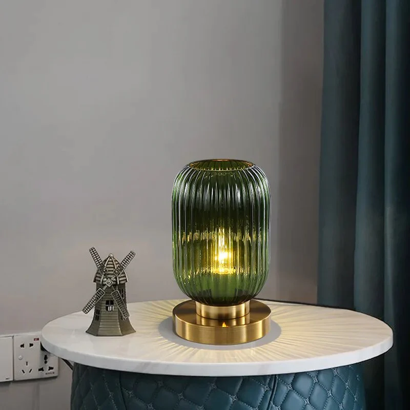 Célestia | Lampe de Table – Design Scandinave et Lumière Douce
