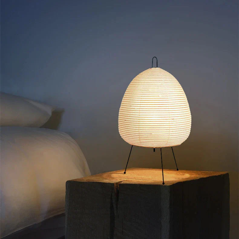 Célestine | Lampe sur pied moderne et compacte