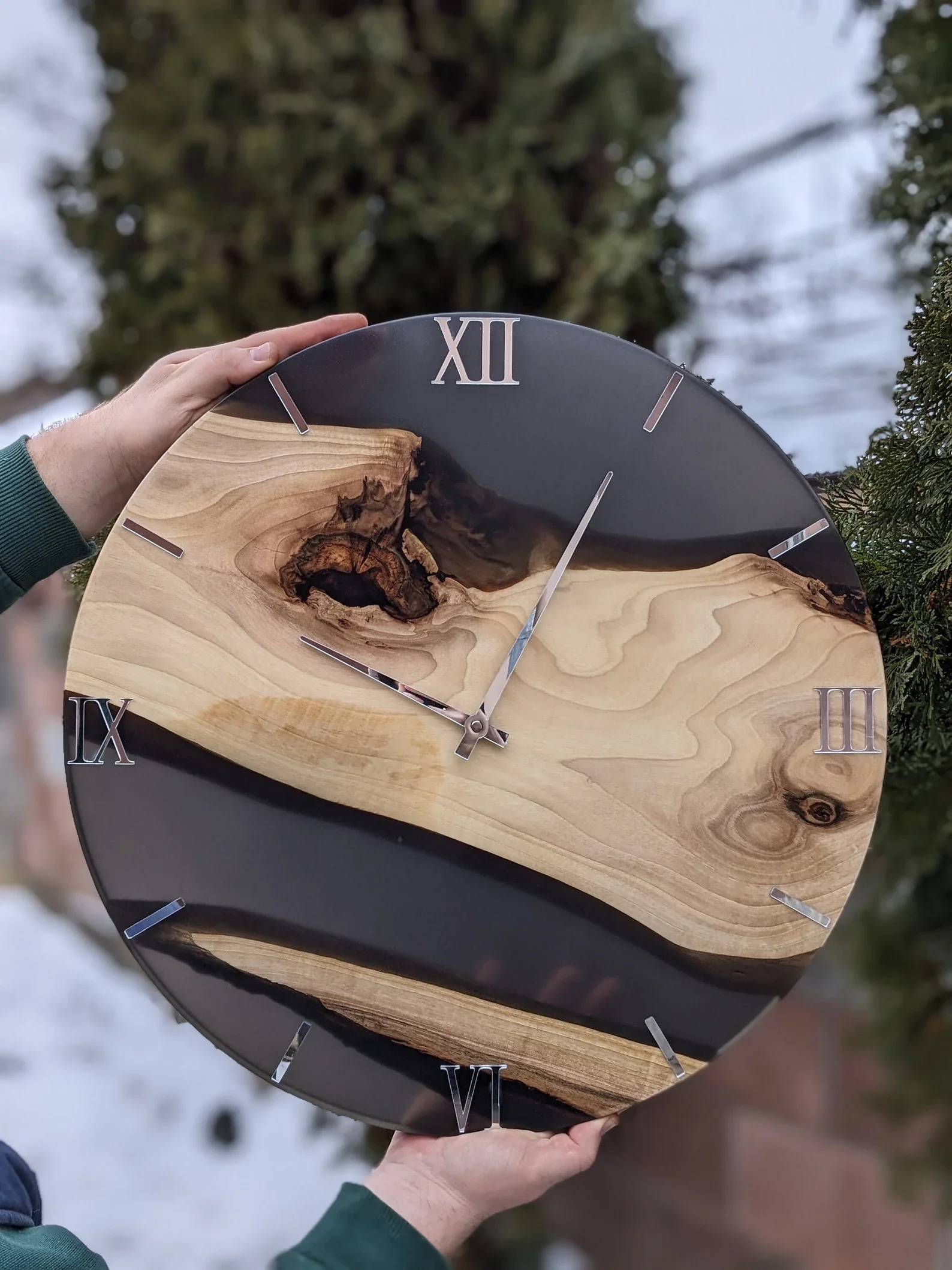 Resin & Walnut Wood Wall Clock �C Unique Handmade Epoxy and Wood Wall Clock, Large Decorative Resin and Walnut Clock for Modern Home Decor, Luxury Rustic Wall Art for Stylish Interiors