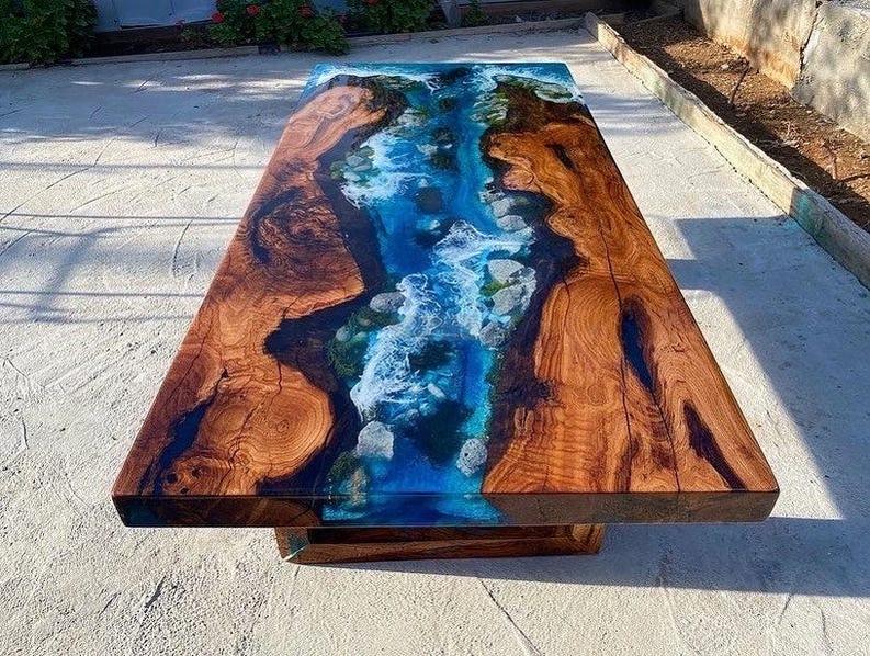 Live Edge Wooden Resin Table in Beach style - Natural Beauty & Unique Design with Wooden Legs