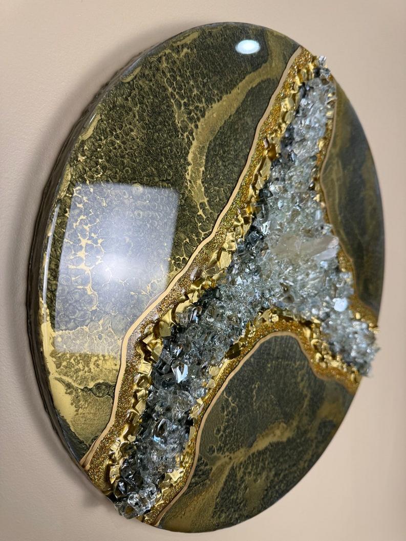 Eternal Elegance: Resin and Stone Fusion