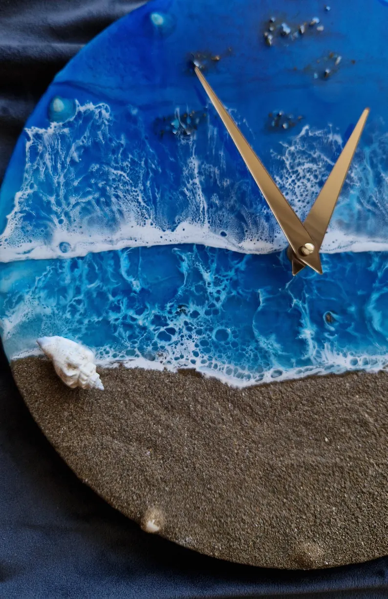 Handmade Ocean Resin Wall Clock with Real Sand, Shells & Turtle �C Beach Themed Coastal Decor �C Nautical Sea Life Art for Home, Office, or Beach House