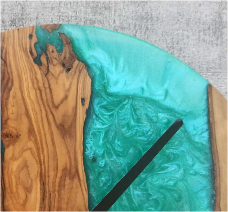 Blurry SeaGreen Resin Art Wall Clock in Rosewood