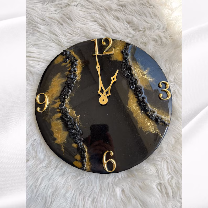 Handmade Resin Art Wall Clock �C Modern Home Decor & Housewarming Gift �C Unique Minimalist Clock for Living Room, Bedroom, Office, or Kitchen Wall