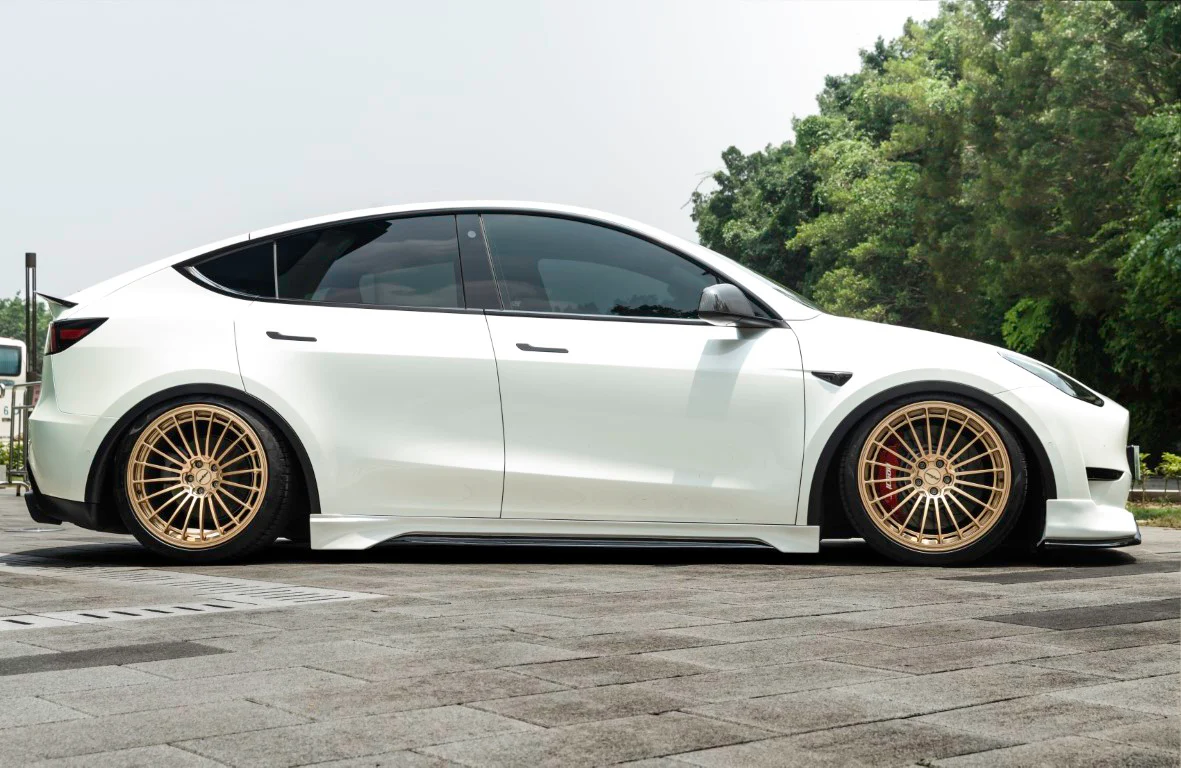 Yofer USA V2 Side Skirts for Tesla?Model Y / Performance 2020-2025 PP