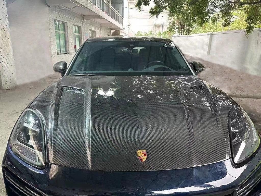 TAKD Carbon Hood for Porsche Cayenne Base/E-Hybrid/S/Turbo/Turbo S/Turbo GT/GTS 9Y0 9Y3 Double-sided Pre-preg Carbon Fiber