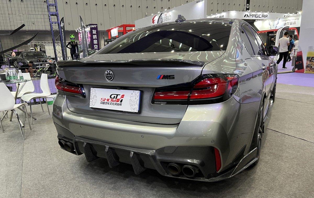 ArmorExtend AE Design Rear Diffuser for BMW M5 F90 G30 540i M550i Carbon Fiber
