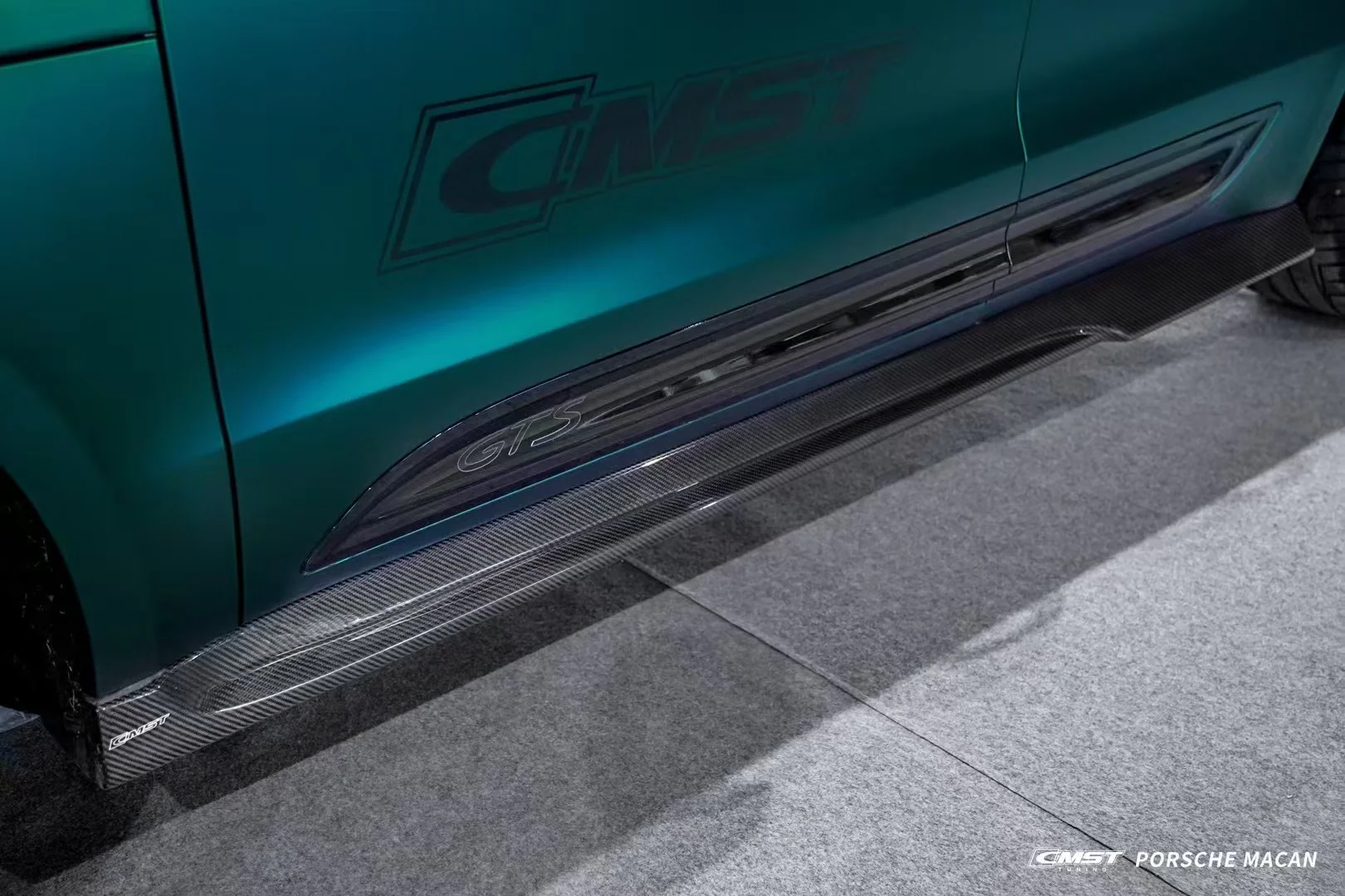 CMST Tuning Side Skirts for Porsche Macan 95B.3 Base/S/T Carbon Fiber/FRP