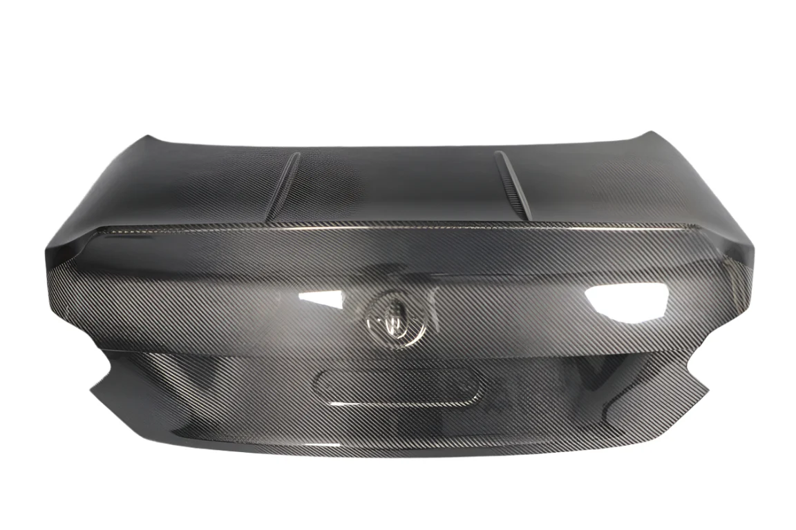 Aero Republic CSL Style Trunk for BMW M2C M2 G87 & 2 Series M240i 230i G42 Dry Pre-preg Carbon Fiber