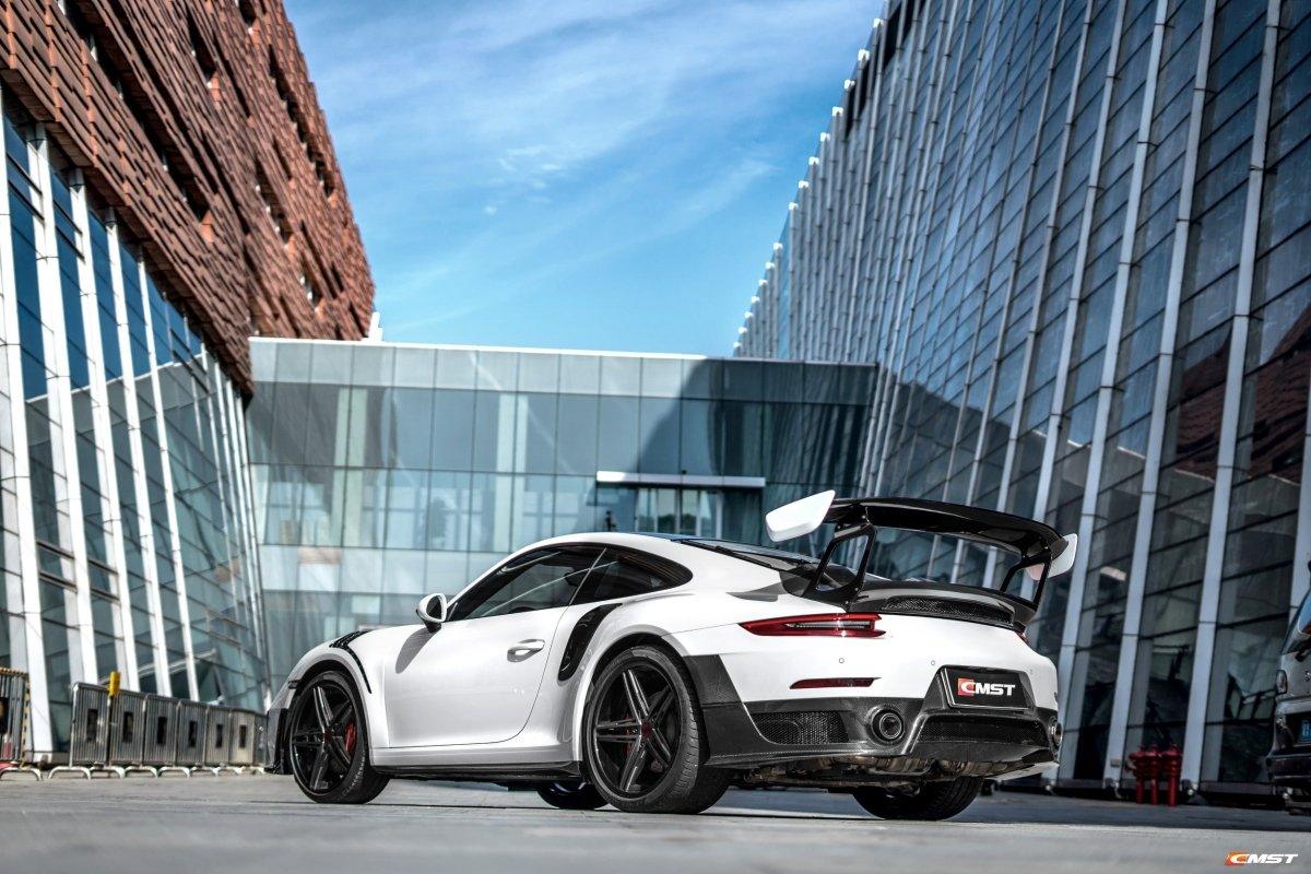 CMST Tuning GT2RS 991.1 & 991.2 Rear Bumper & Diffuser for Porsche 991.1 991.2 911 Base/S/T Carbon Fiber/FRP