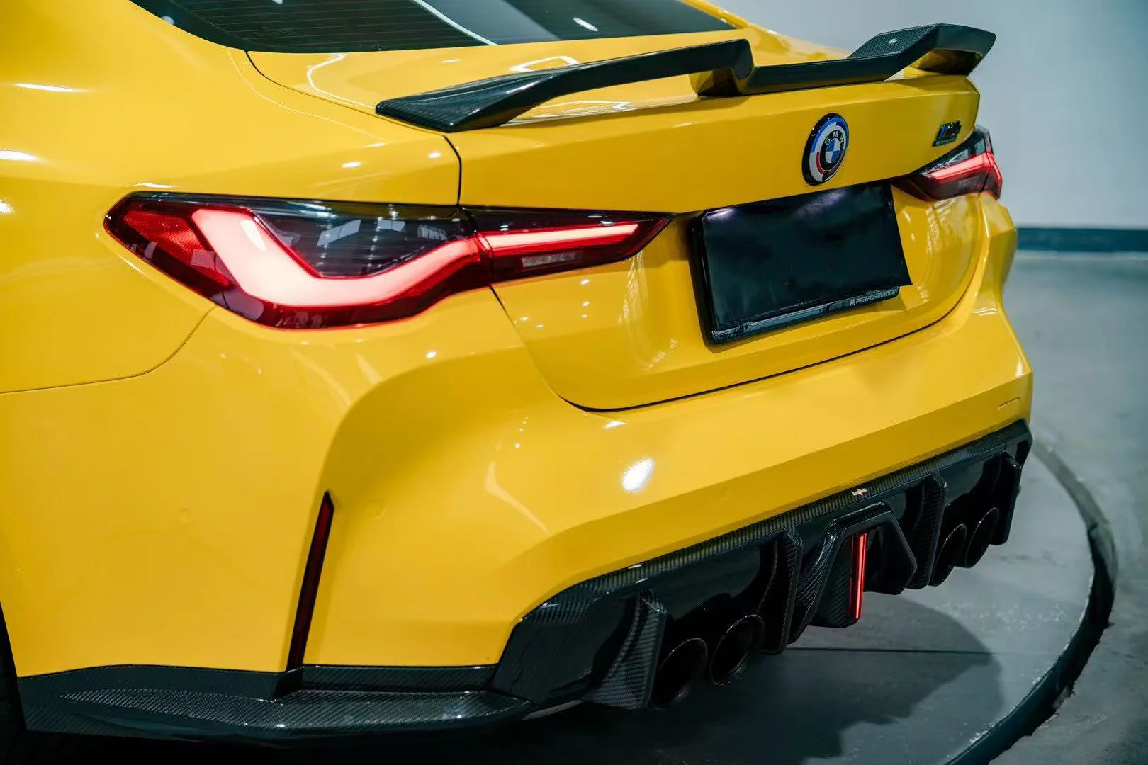 Aero Republic Carbon Fiber Rear Spoiler V Style for BMW 3 / 4 Series & M3 / M4 G80 G82