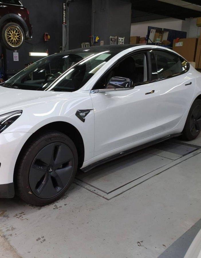 CMST Tuning Fender Trim for Tesla Model 3 Performance/Base Carbon Fiber/FRP